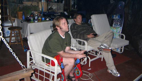 Henke_shows_leg_during_nba_2k5